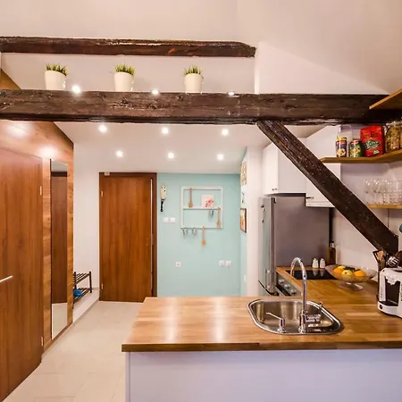 Off Vitosha Blvd Designer Appartement